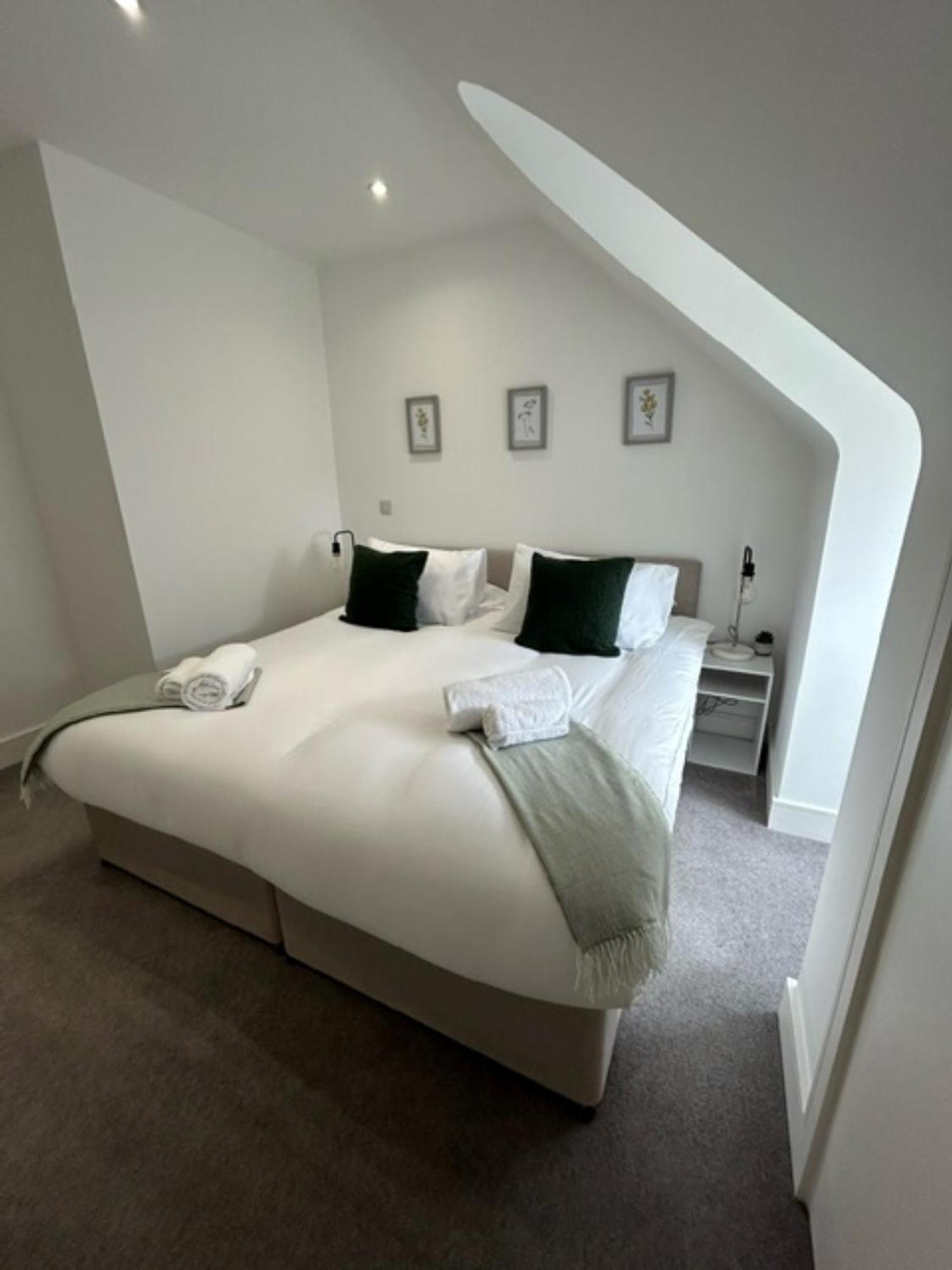 Apartment Gogmore Lane